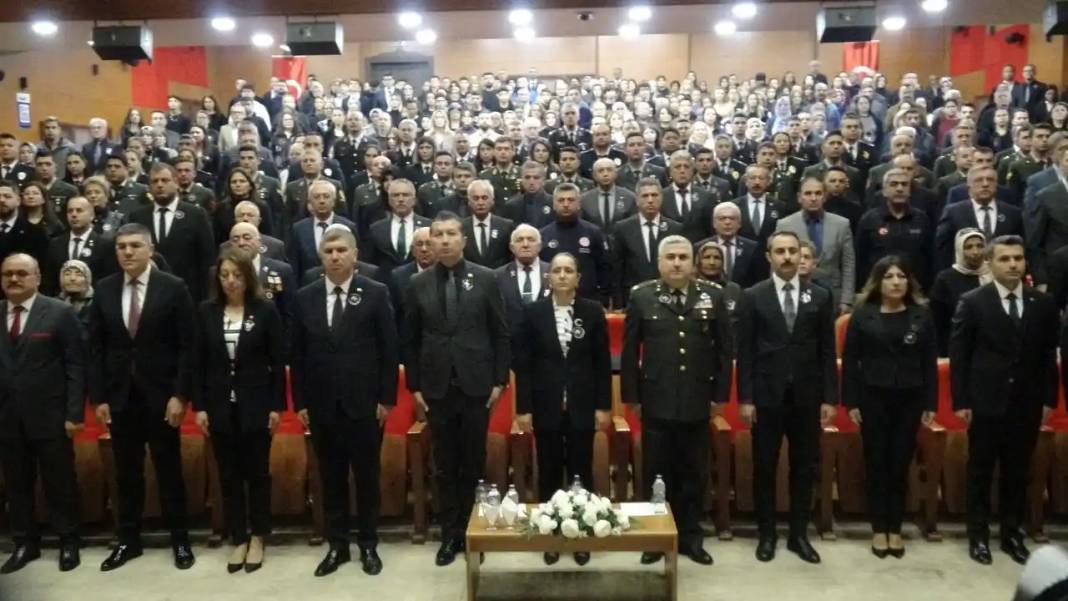 Burdur’da Atatürk Ebediyete Uğurlanışının 87’nci Yılında Anıldı! 5